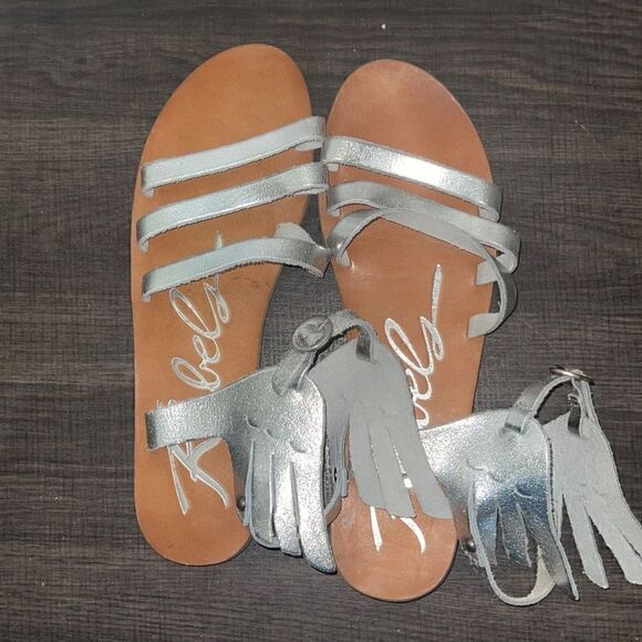 Anthropologie Wenona Rebels Ancient Greek sandals silver angel wing, size 10 - Picture 4 of 5
